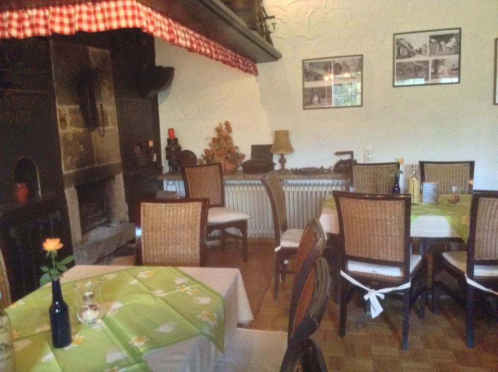 Gasthof Altes Farmhaus Und Apartment Lienen Екстер'єр фото