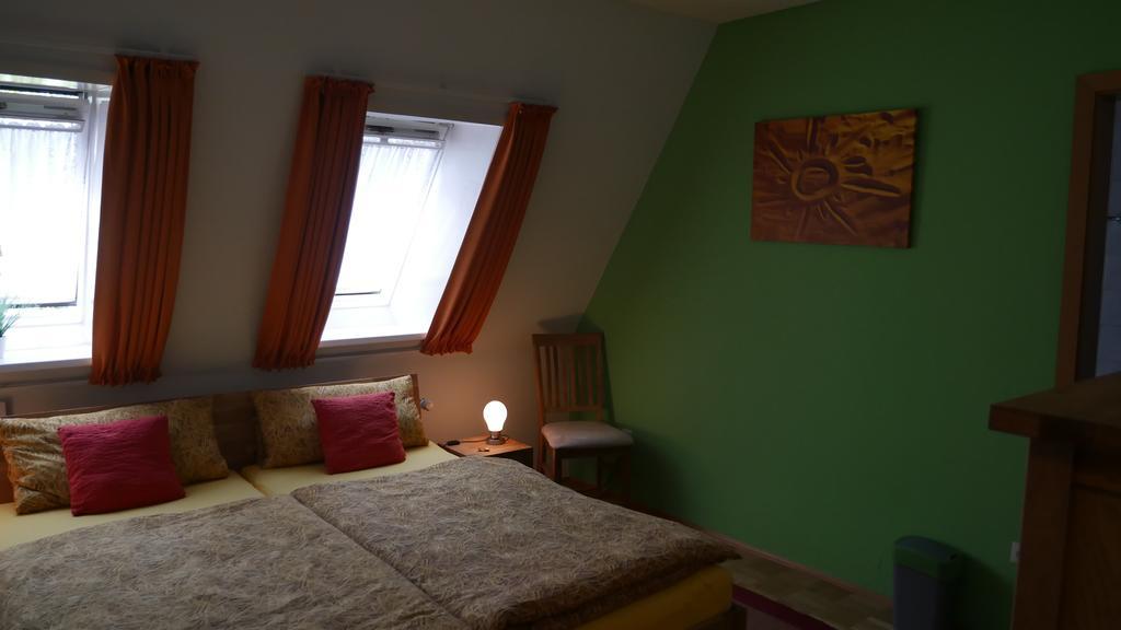 Gasthof Altes Farmhaus Und Apartment Lienen Екстер'єр фото